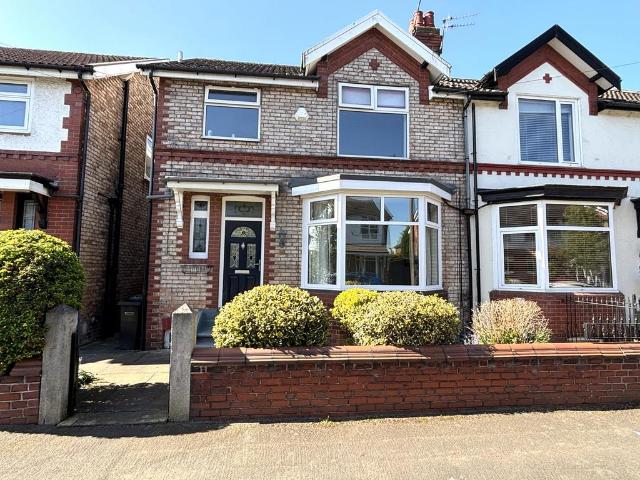 House for sale in Woodsmoor, Hazel Grove