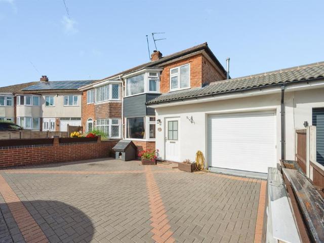 House for sale in Callow Hill, Redditch