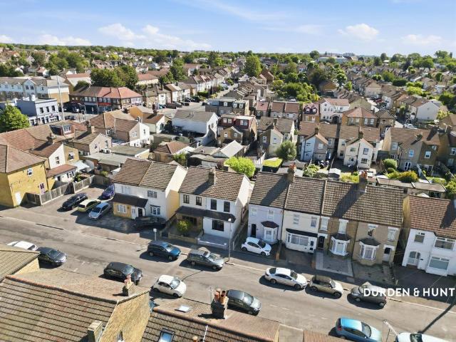 House for sale in Rush Green, Greater London