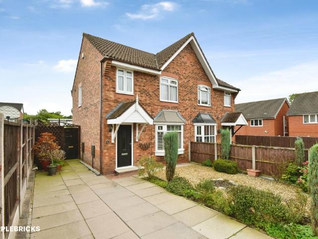 House for sale in Burslem, Stoke-on-Trent