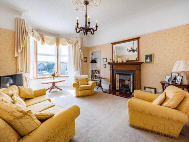 Farm for sale in Carmyle, Scotland