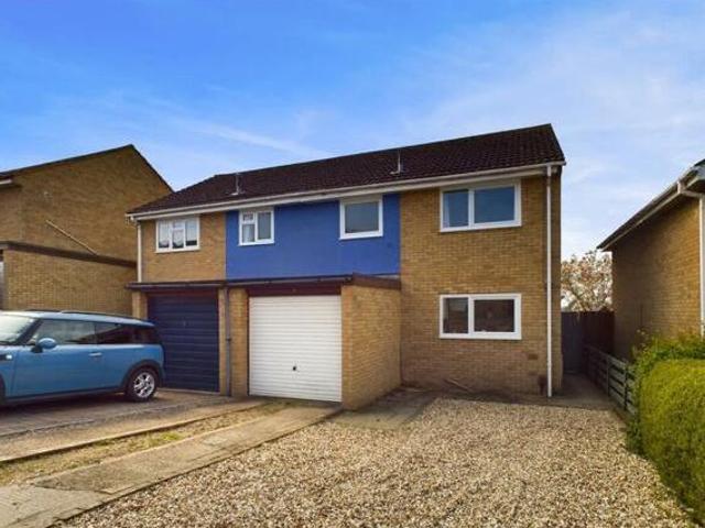 House for sale in Gloucester, Gloucestershire