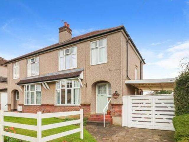 House for sale in Watford, Hertfordshire