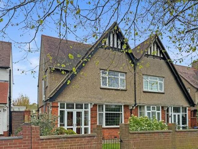 House for sale in Northampton, Northamptonshire