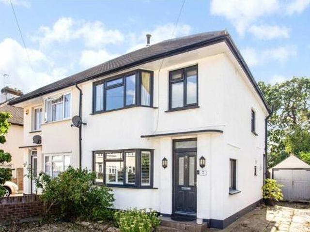 House for sale in Row Town, Surrey