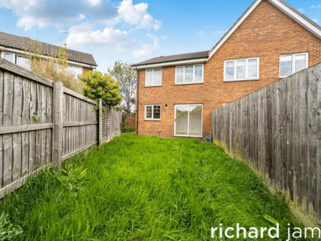 Farm for sale in Abbey Meads, Abbey Mead