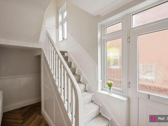 Farm for sale in Belle Vue, South Yorkshire