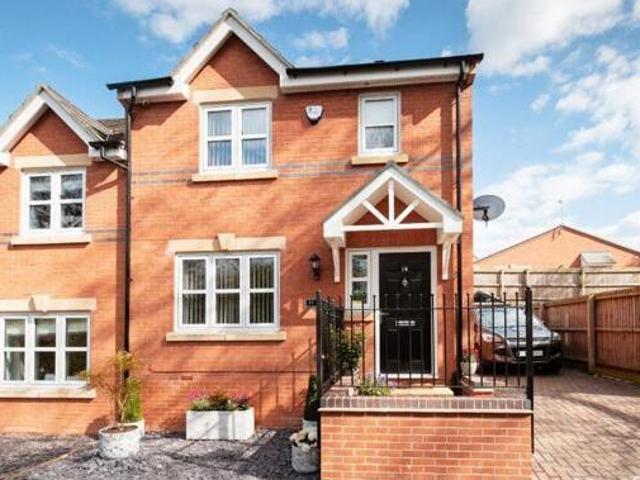 House for sale in Kedleston, East Midlands