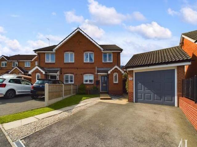 House for sale in Kedleston, East Midlands