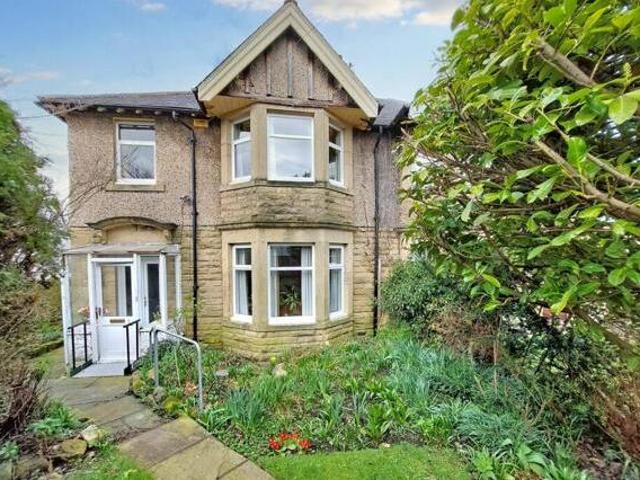 House for sale in Alnwick, Northumberland