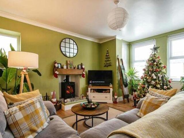 House for sale in Ammanford, Wales