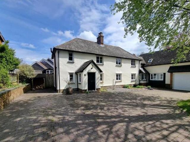 House for sale in Barton Stacey, Hampshire