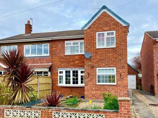 House for sale in Armthorpe, South Yorkshire