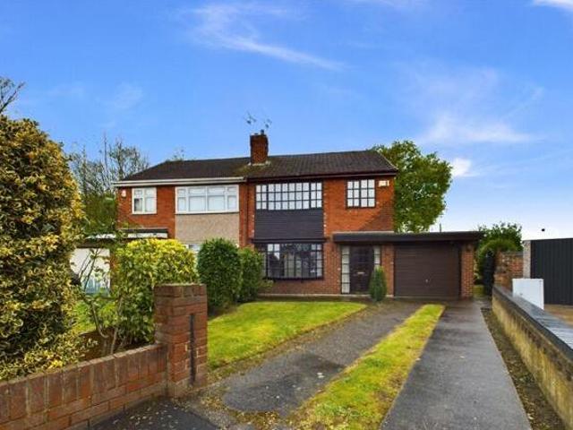 House for sale in Hatfield, South Yorkshire
