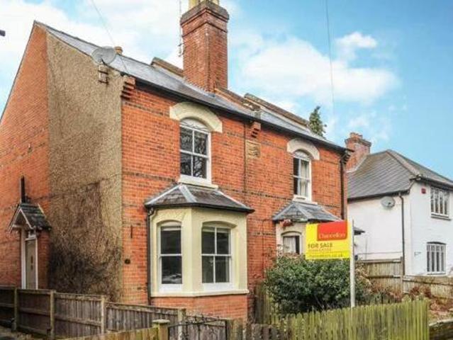 House for sale in Ascot