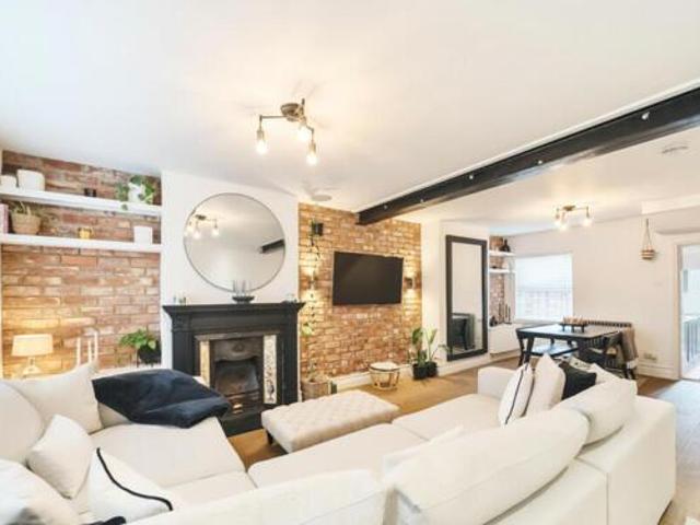 House for sale in Surrey