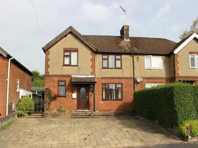 House for sale in Froggatt, East Midlands