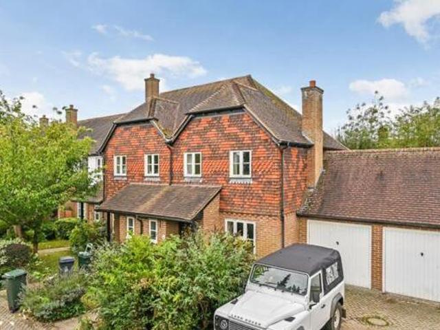 House for sale in Wye, Bridgefield
