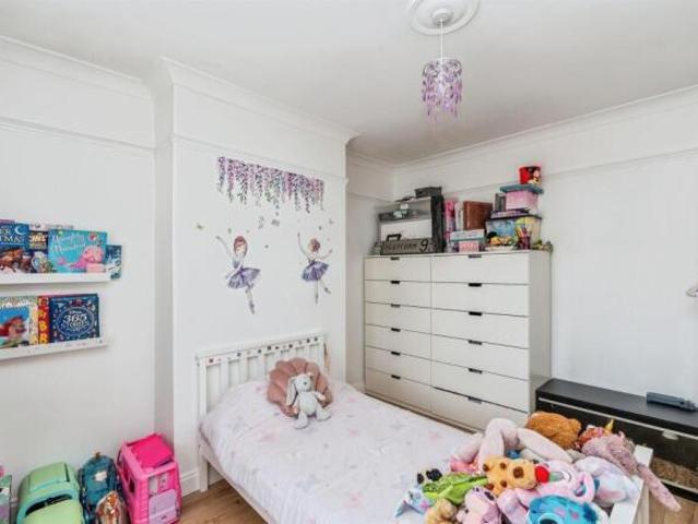 Farm for sale in Maybush, Southampton