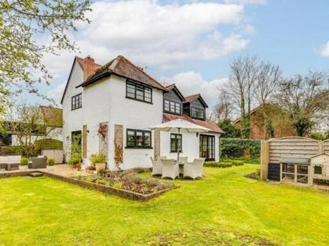House for sale in Lyons, Greater London