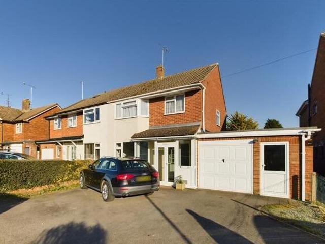House for sale in Bedgrove, Aylesbury