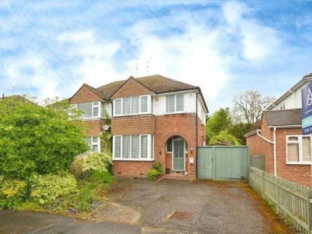 House for sale in Victoria Park, Aylesbury