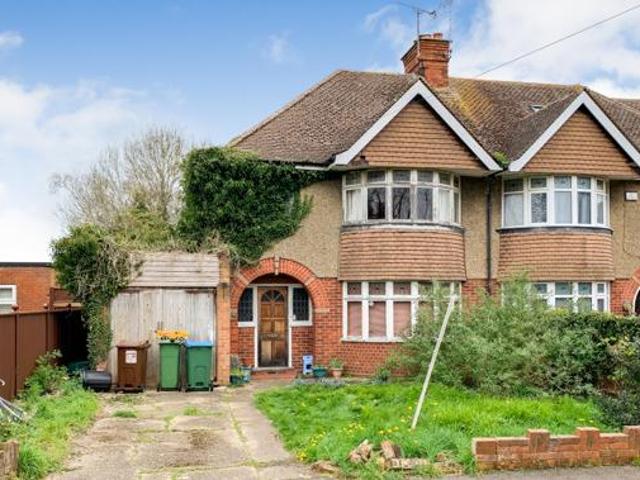 House for sale in Broughton, Aylesbury