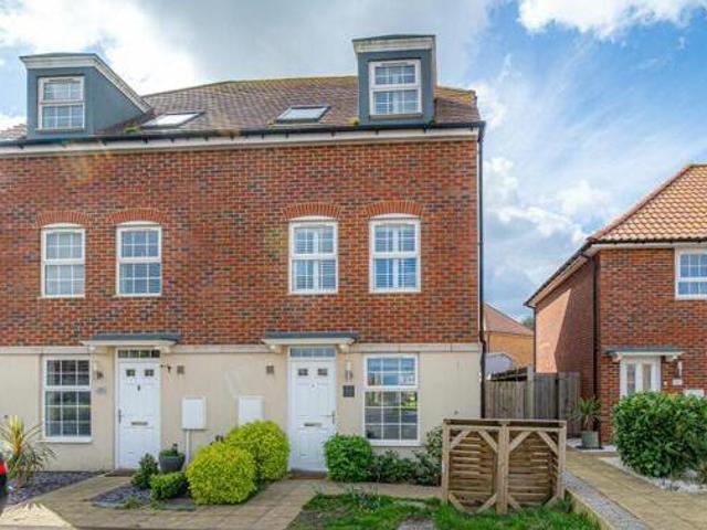 House for sale in Lyons, Greater London