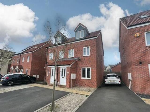 House for sale in Swindon