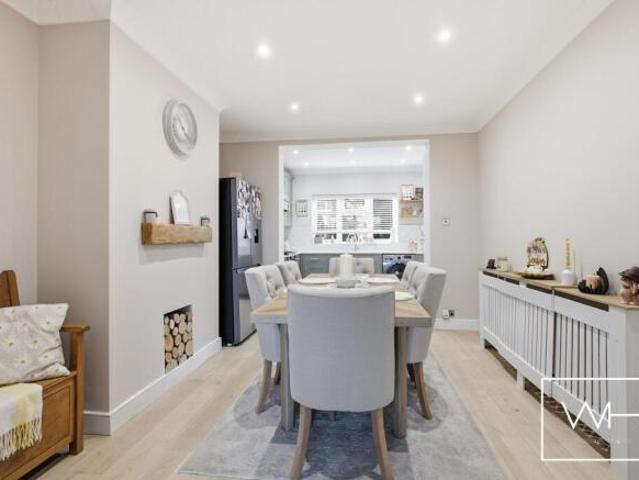 Farm for sale in Scawsby, Doncaster