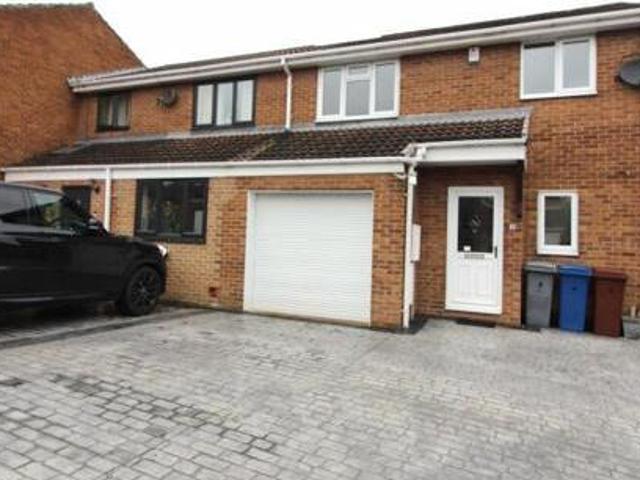 House for sale in Hoyland, South Yorkshire