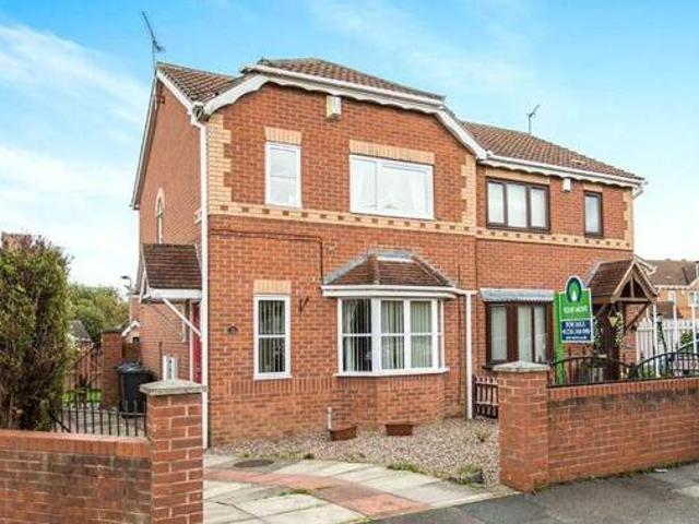 House for sale in Royston, South Yorkshire