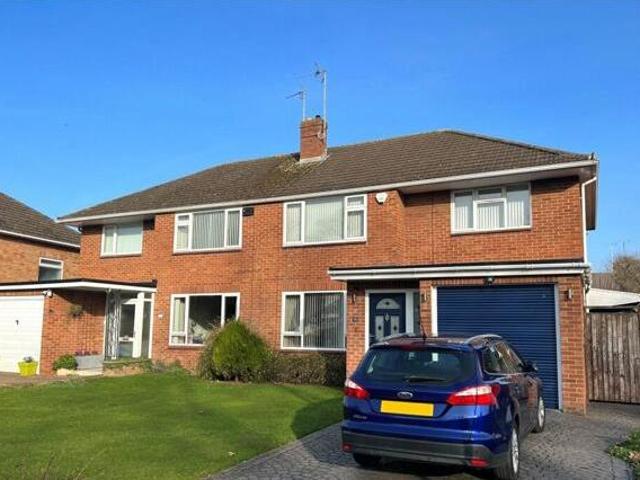 House for sale in Gloucester, Gloucestershire