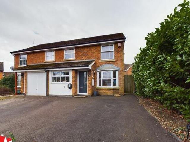 House for sale in Gloucester, Gloucestershire