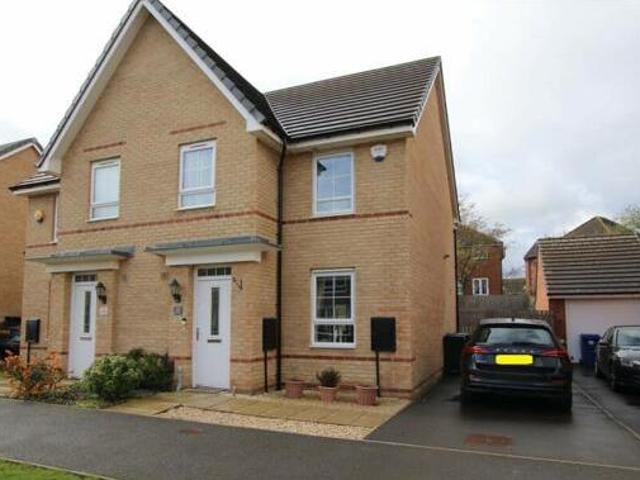 House for sale in Barugh Green, South Yorkshire