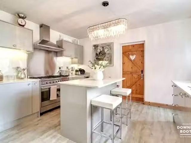 House for sale in Four Oaks