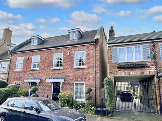 House for sale in Beaconsfield and Chepping Wye Community Board, Beaconsfield