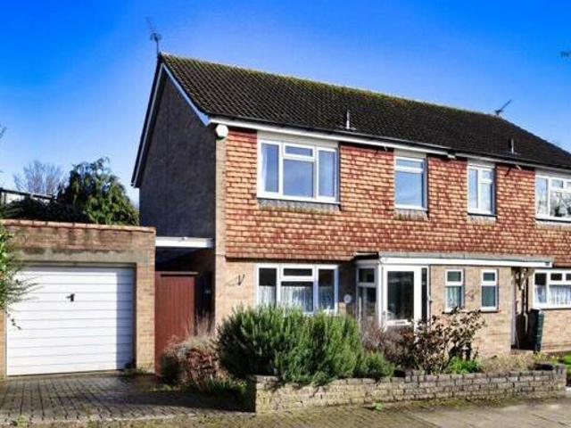 House for sale in Upchurch, Gillingham