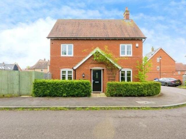 House for sale in Bedford