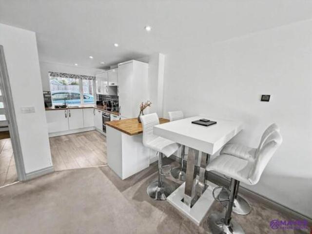 Farm for sale in Mount Wise