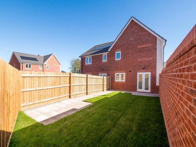 Farm for sale in Keresley, West Midlands