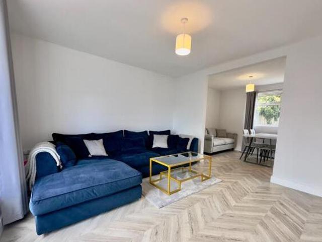 House for sale in Newcastle-under-Lyme, Staffordshire