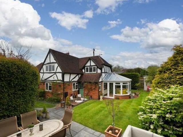 House for sale in Aylesbury, Buckinghamshire