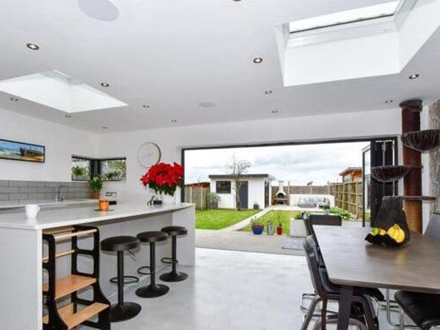 House for sale in Birchington, Acol