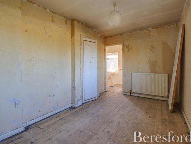 Farm for sale in Pilgrims' Hatch, Navestock Side