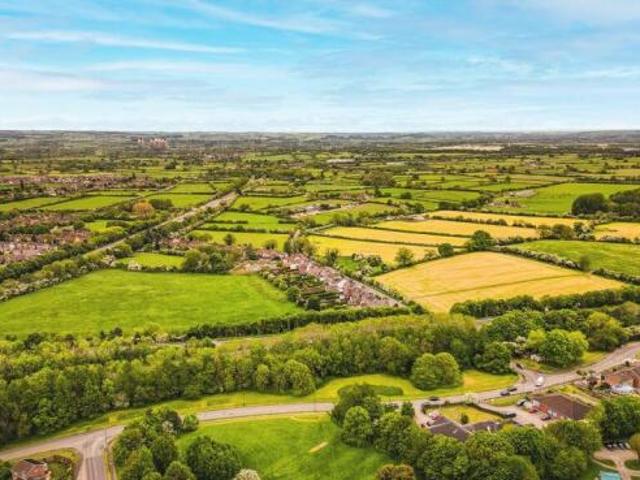 Farm for sale in Mickleover, East Midlands