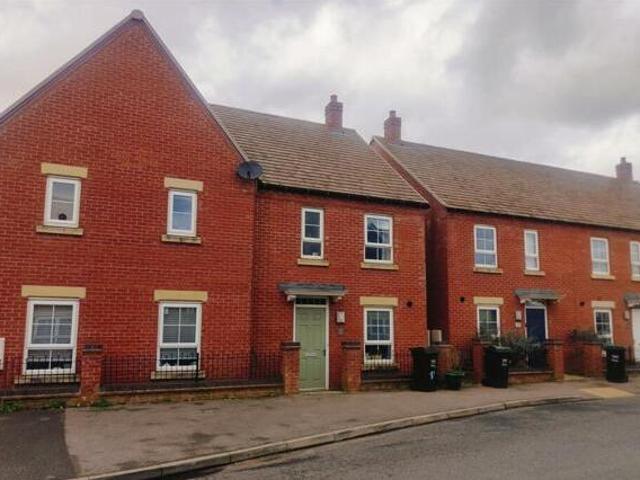 House for sale in Evershot, Oxfordshire