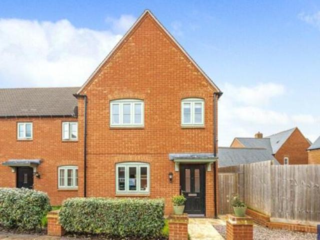 House for sale in Radstone Fields, Brackley