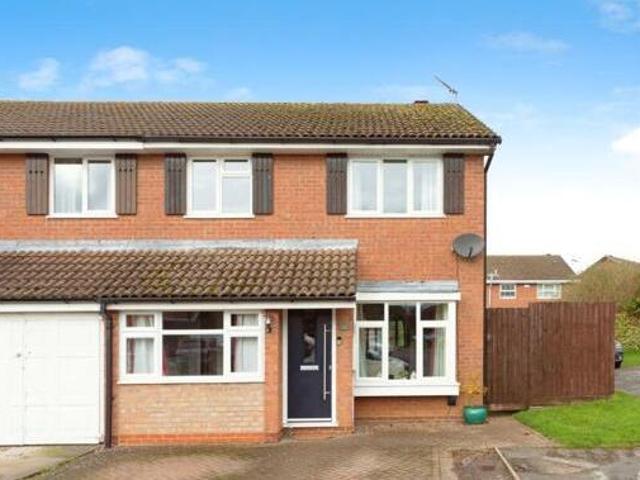 House for sale in Radstone Fields, Brackley