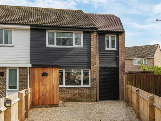 House for sale in Radstone Fields, Brackley